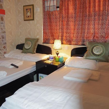 Dutch Hostel Гонконг Экстерьер фото