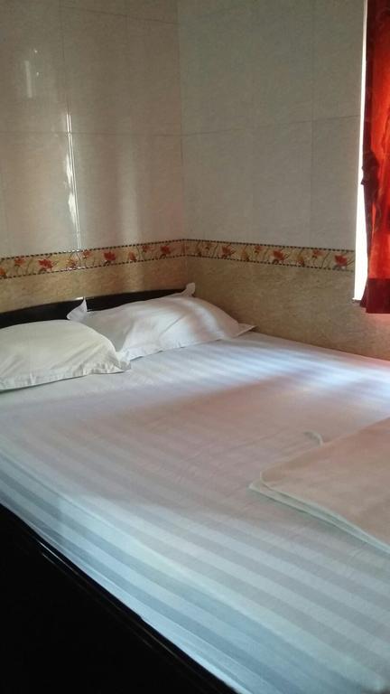 Dutch Hostel Гонконг Экстерьер фото